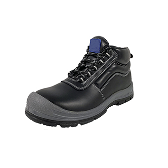 Black safety shoes for men